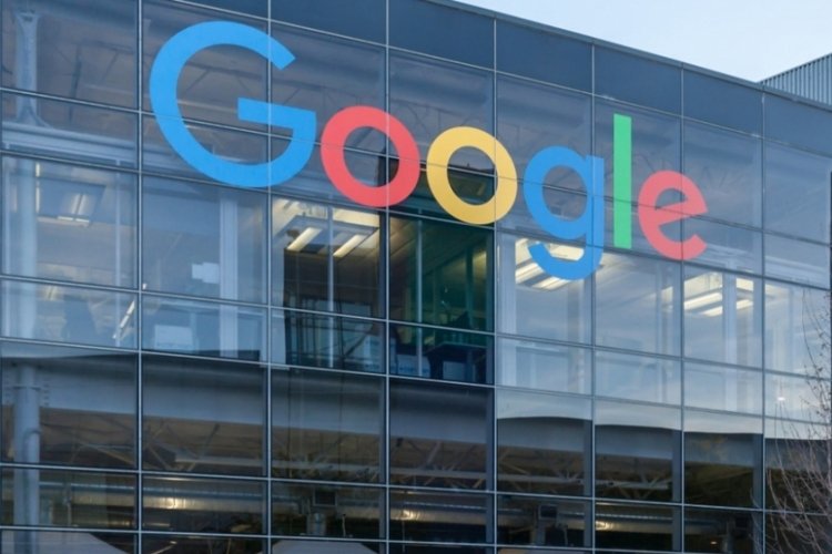 Google yıllardır &ccedil;alışanı olan &ccedil;ifti işten &ccedil;ıkardı