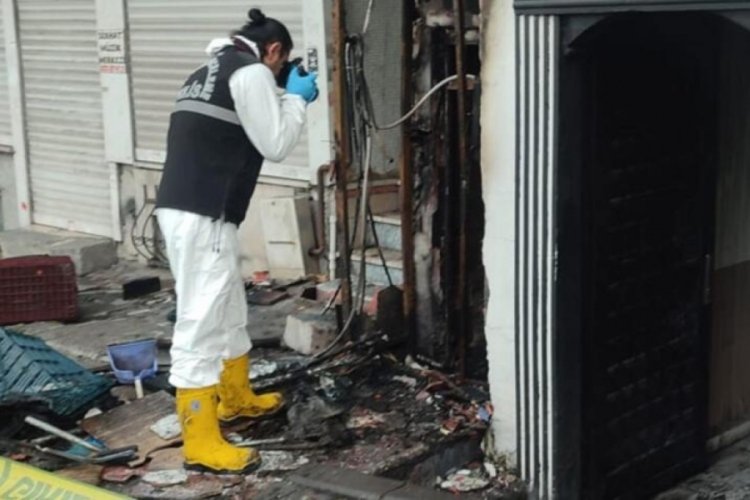 İstanbul'da restoran deposunda yangın: 1 kişinin cansız bedeni bulundu