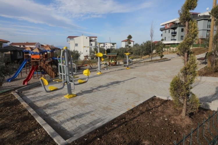 Bursa Gemlik'te &ccedil;ocuklar yeni parklarına kavuştu