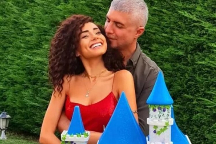 &Ouml;zcan Deniz sessiz sedasız evlendi