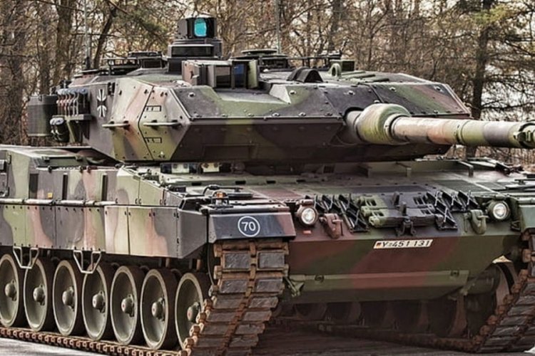Almanya, Ukrayna ile ilgili beklenen tank kararını a&ccedil;ıkladı