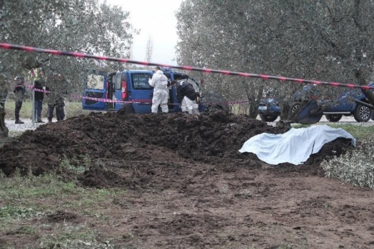 Bursa'da g&uuml;bre i&ccedil;inde bulunan ceset bir kadına ait &ccedil;ıkktı
