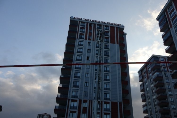 Trabzon'da &ouml;ğrenci yurdundaki yangın tedirginlik yarattı