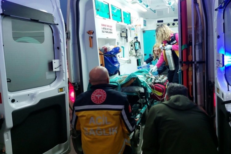 Samsun'da husumetliler arasında bı&ccedil;ak ve keserli kavga: 1 &ouml;l&uuml;, 3 ağır yaralı