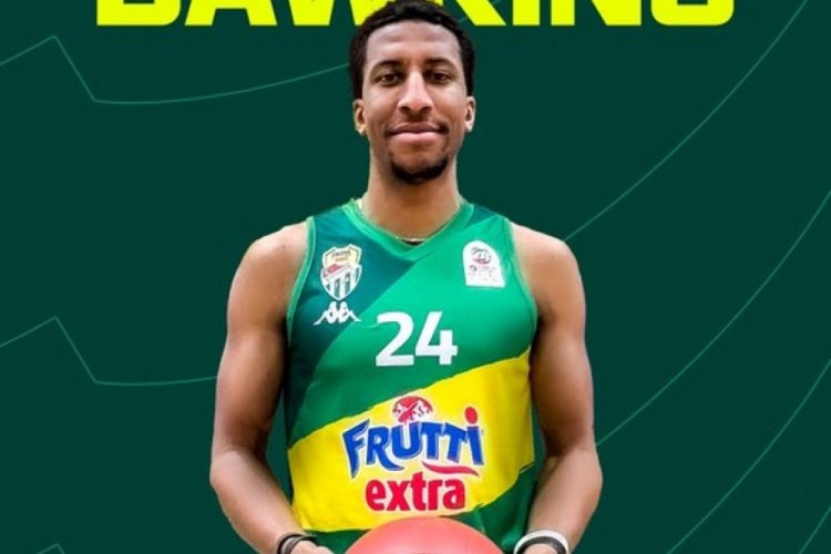 Timsah Aubrey Dawkins'i a&ccedil;ıkladı!