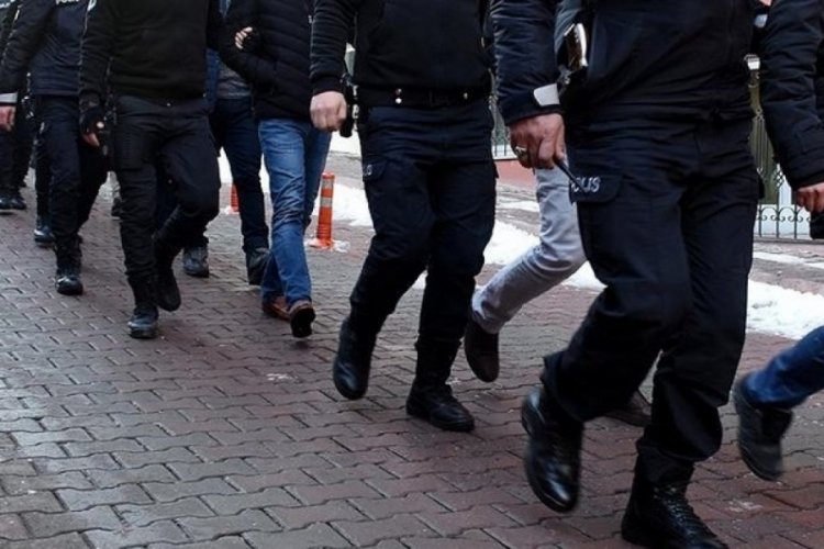 İstanbul'da ter&ouml;r operasyonunda 10 ş&uuml;pheli yakalandı