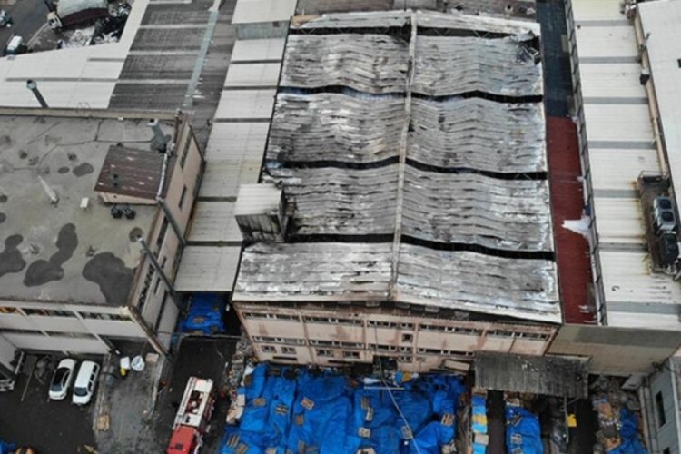 İstanbul'da cam fabrikasındaki tahribat g&uuml;n y&uuml;z&uuml;yle ortaya &ccedil;ıktı