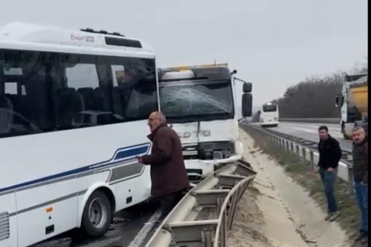 Bilecik'te zincirleme kaza! &Ccedil;ok sayıda yaralı var