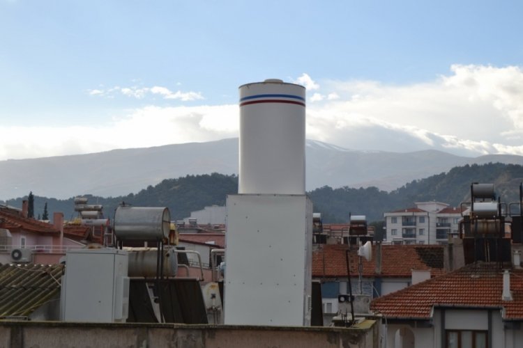 Manisa'da vatandaştan baz istasyonu tepkisi