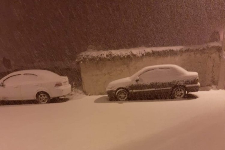 Afyonkarahisar'da bir&ccedil;ok k&ouml;yde kar yağışı etkili oldu