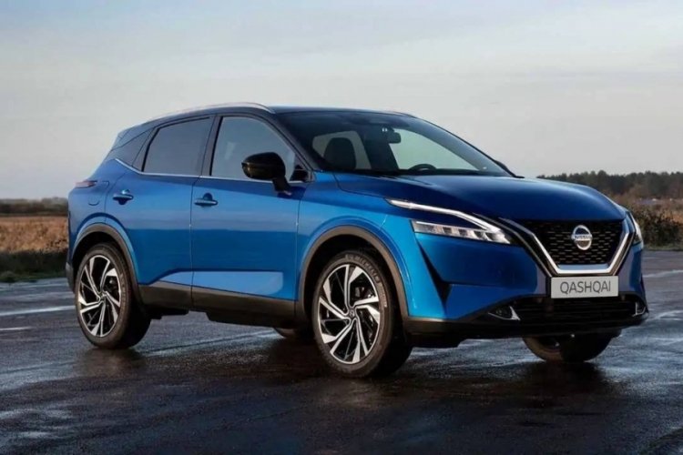 Nissan 527 bini aşkın aracını geri &ccedil;ağırdı