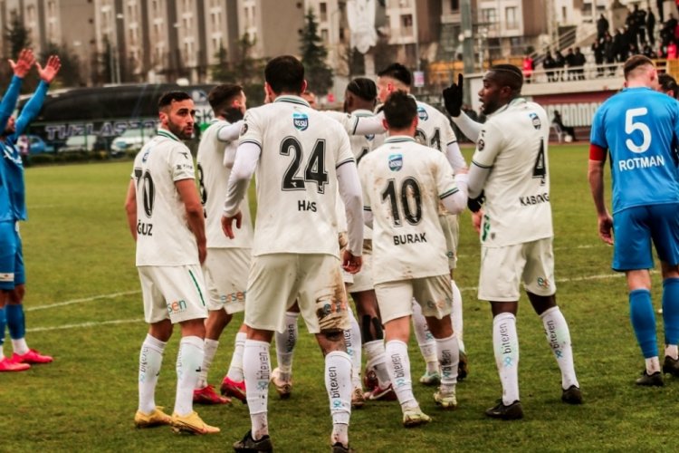 Sakaryaspor, Tuzlaspor'u mağlup etti