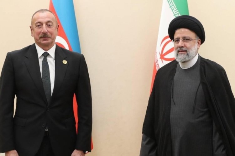 İran Cumhurbaşkanı Reisi ile Azerbaycan Cumhurbaşkanı Aliyev g&ouml;r&uuml;şt&uuml;