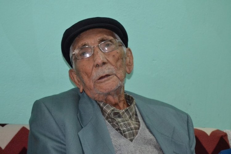 Manisa'da dedelerin dedesi 109 yaşında hayatını kaybetti