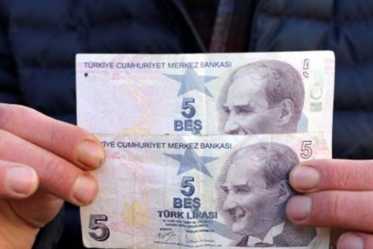 Emekli olan adam t&uuml;m &uuml;r&uuml;nlerini 5 liradan sattı