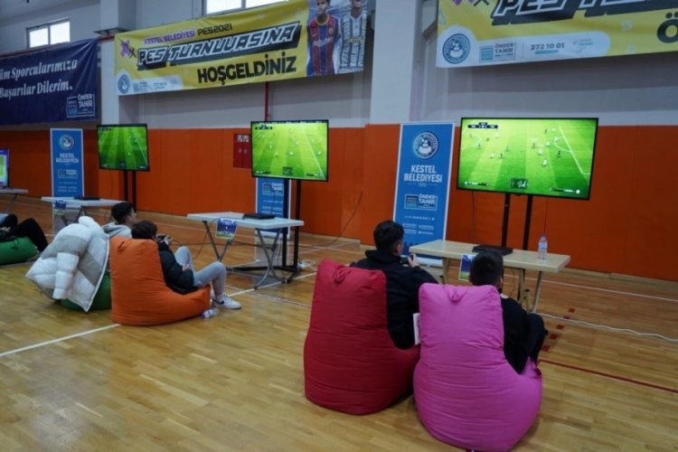 Bursa Kestel Belediyesi'nin e-spor turnuvası nefes kesti