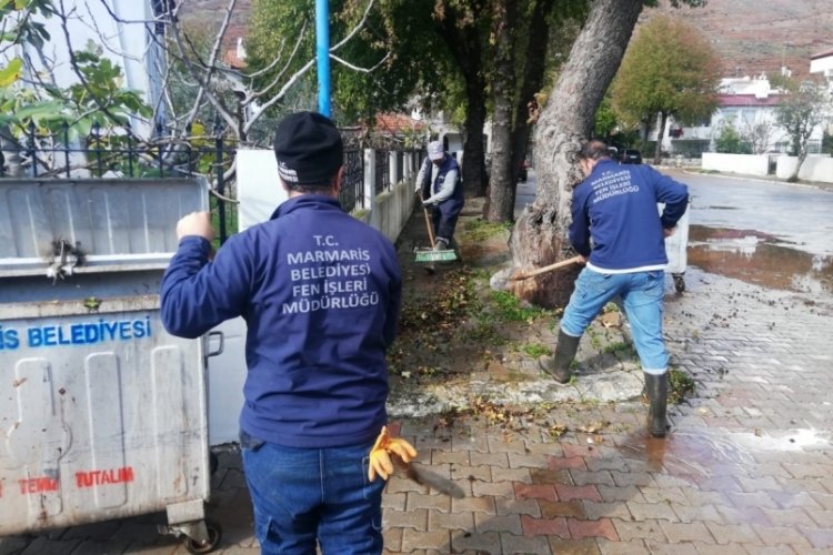 Marmaris'te sel felaketinin yaraları sarılmaya &ccedil;alışılıyor