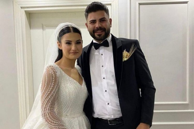 Van Erciş'te d&uuml;ğ&uuml;n d&ouml;n&uuml;ş&uuml; kaza! Gamze &ouml;ğretmen hayatını kaybetti
