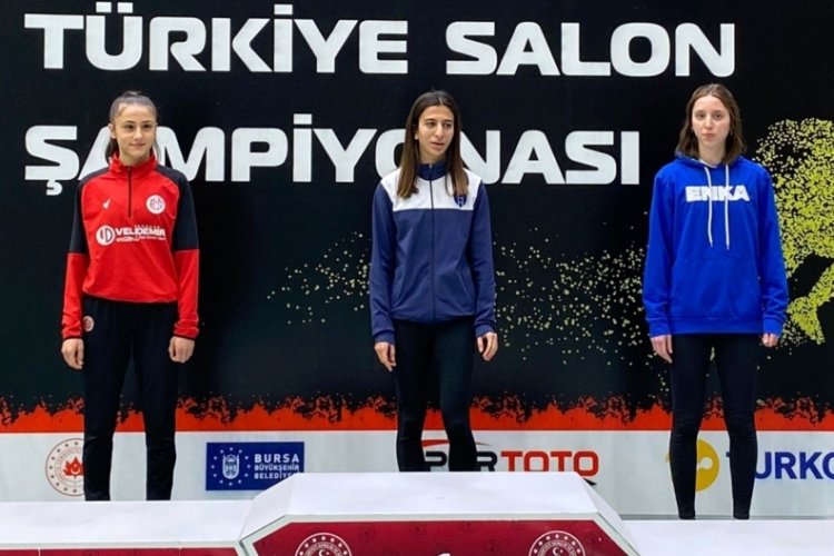 Antalyasporlu gen&ccedil; atletler Bursa'da k&uuml;rs&uuml;de