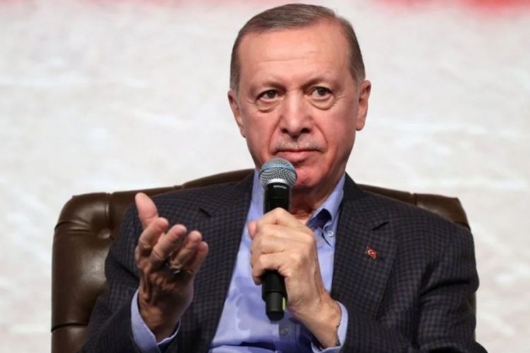 Bilecik'te gen&ccedil;lerle g&ouml;r&uuml;şen Erdoğan, favori dizisini a&ccedil;ıkladı