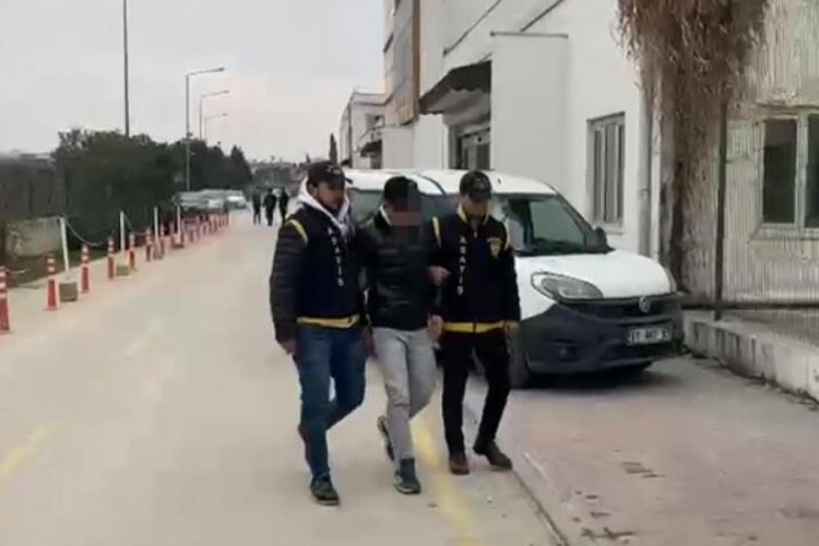 İşten &ccedil;ıkıp eve gitmişti, g&ouml;rd&uuml;kleriyle şoke oldu!