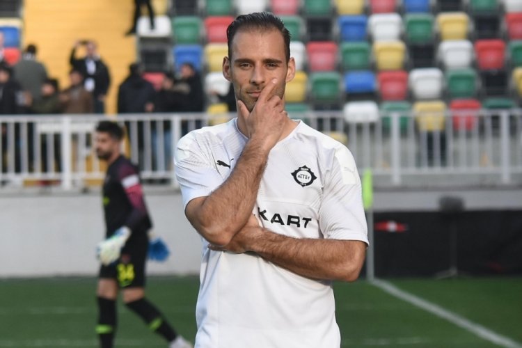 Marco Paixao zirvede