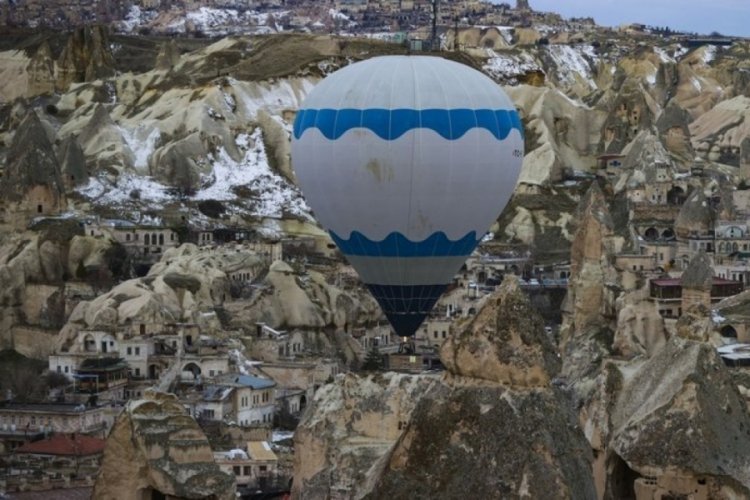 2022 yılı turizm geliri 46,3 milyar dolara y&uuml;kseldi