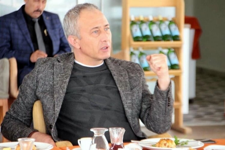 İYİ Partili Belediye Başkanı g&ouml;zaltına alındı