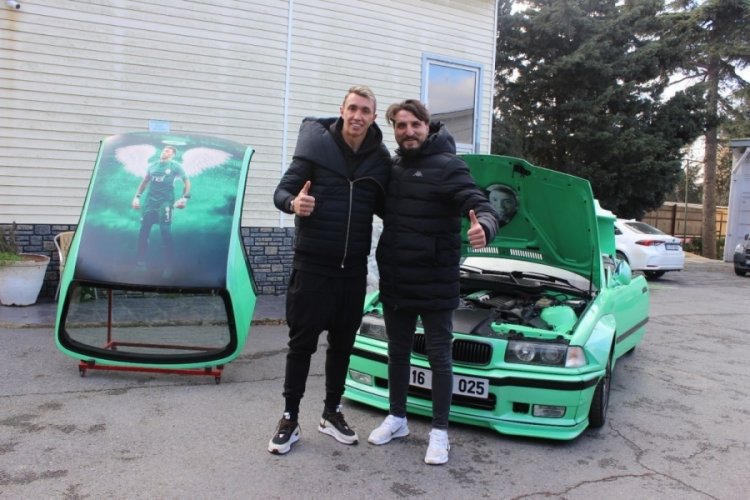 Bursalı Muslera hayranı sıfırdan otomobil modifiye etti