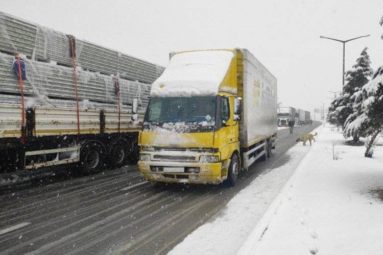 Antalya-Konya Karayolu tırların ge&ccedil;işine a&ccedil;ıldı