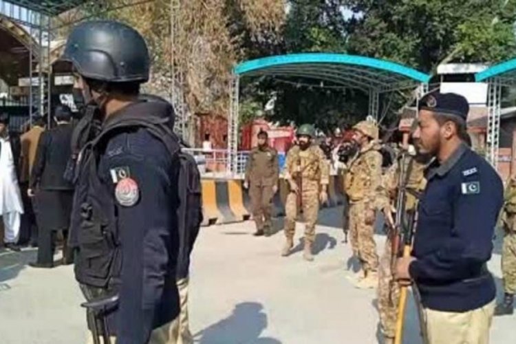Pakistan'daki cami saldırısında bilan&ccedil;o ağırlaşıyor