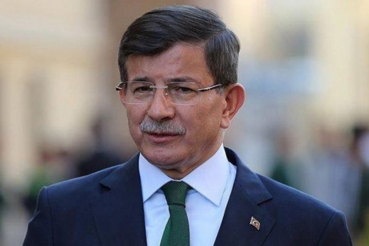 Davutoğlu'ndan 'yeniden adaylık' yanıtı: Dikkatli okusunlar