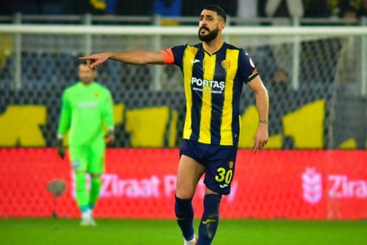 Tolga Ciğerci, Hertha Berlin'e transfer oldu