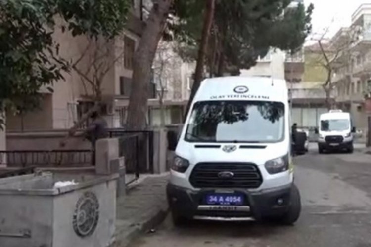 İstanbul'da anne ve iki &ccedil;ocuğu evde &ouml;l&uuml; bulundu