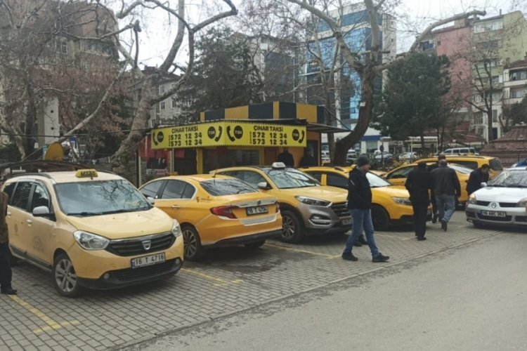 Bursa'da taksicilerden T&Uuml;VT&Uuml;RK'e y&uuml;ksek fiyat tepkisi