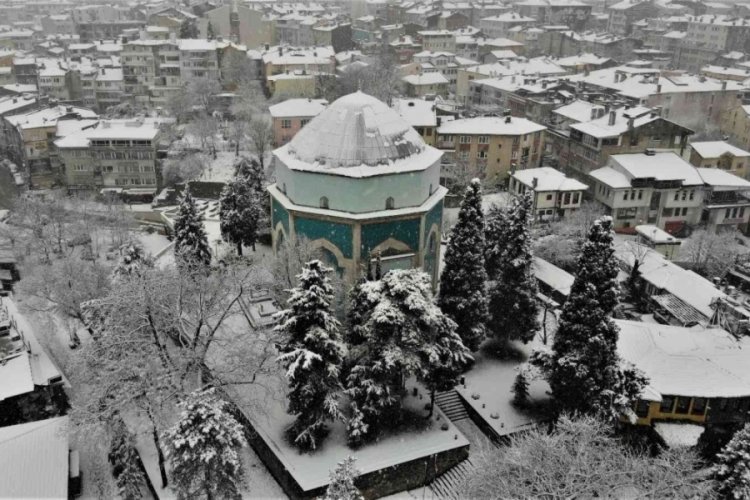 Bursa'da bug&uuml;n hava nasıl olacak? Kar yağışı devam edecek mi?