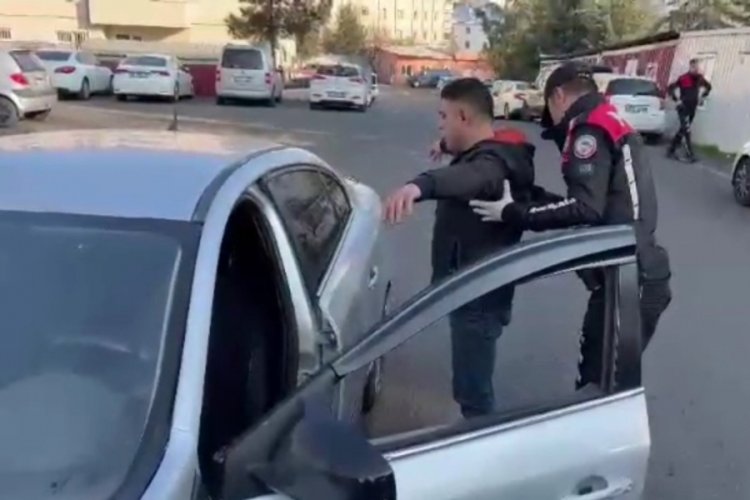 'Spora gidiyorum' diyerek &ccedil;ıktı! Uyuşturucu sattı