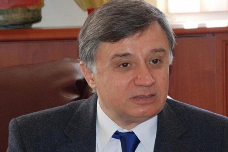 Adana'da eski rekt&ouml;re 2,5 yıl hapis cezası