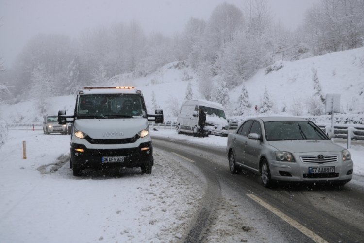 Kar yağışı, Zonguldak'ta kazalara neden oldu