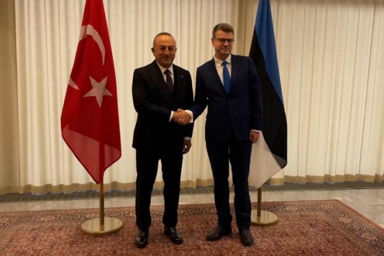 Mevl&uuml;t &Ccedil;avuşoğlu Estonyalı mevkidaşı ile g&ouml;r&uuml;şt&uuml;