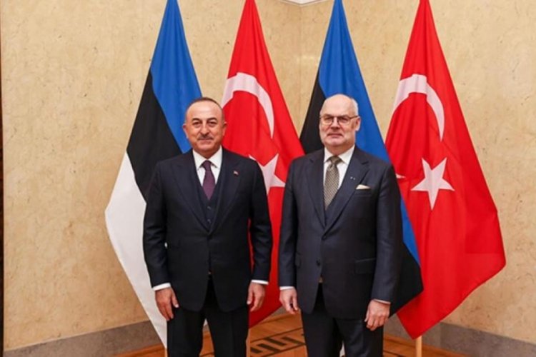 Bakan &Ccedil;avuşoğlu, Estonya Cumhurbaşkanı Karis ile bir araya geldi