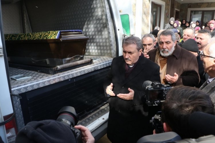 Destici'nin babasının cenazesi, evine getirildi