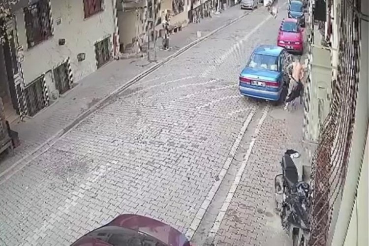 İnternetten tanıştığı engelli gencin evine gitti, aileye yakalanınca...