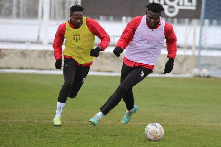 Sivasspor, Beşiktaş ma&ccedil;ının hazırlıklarına yapıyor