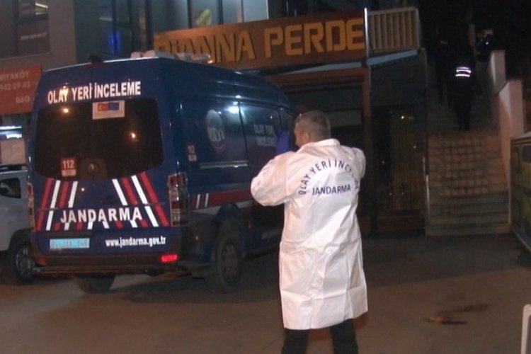 İstanbul'da korkun&ccedil; cinayet: 1 &ouml;l&uuml;, 1 ağır yaralı