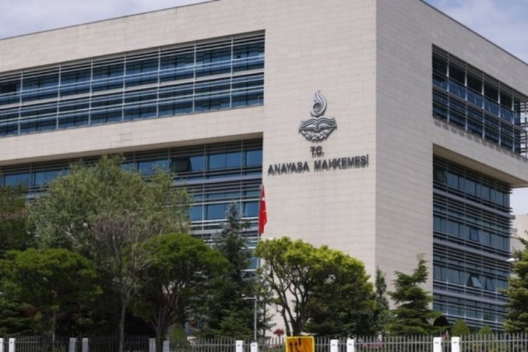 AYM'nin yeni başkanı bug&uuml;n belli olacak