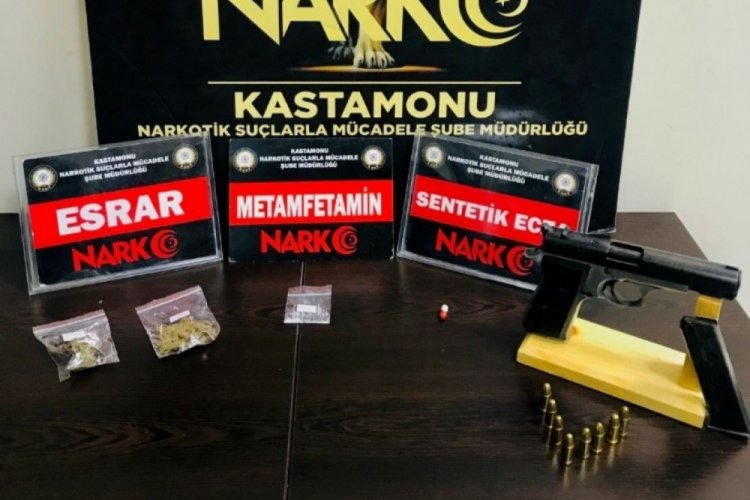 Kastamonu'da uyuşturucu operasyonunda 2 kişi g&ouml;zaltına alındı