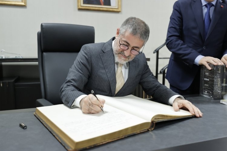 Bakan Nebati: Darphanemiz g&uuml;&ccedil;l&uuml; katkılar sunmaya devam edecektir