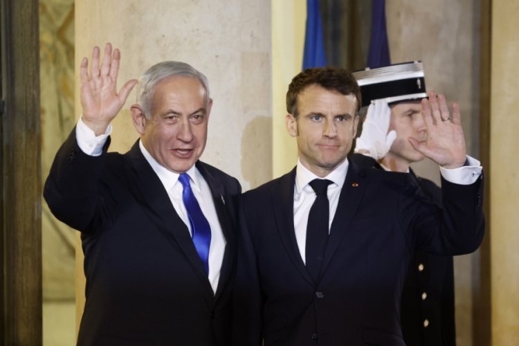 Netanyahu ve Macron bir araya geldi