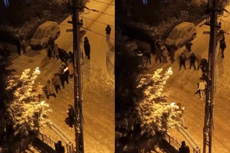 Ankara beyaza b&uuml;r&uuml;nd&uuml;: Halay &ccedil;ektiler